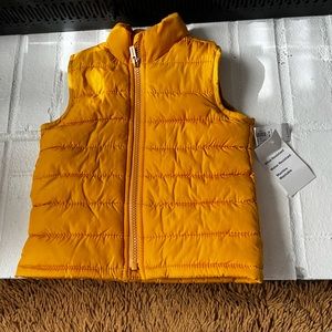 Old Navy Thinner toddler Puffer Vest w/fleece inside NWT